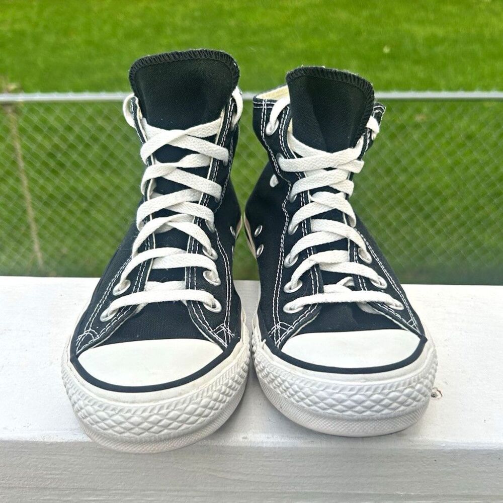 Converse Chuck Taylor All Star Men’s Size 6 High Top Lace-Up Sneakers Black
